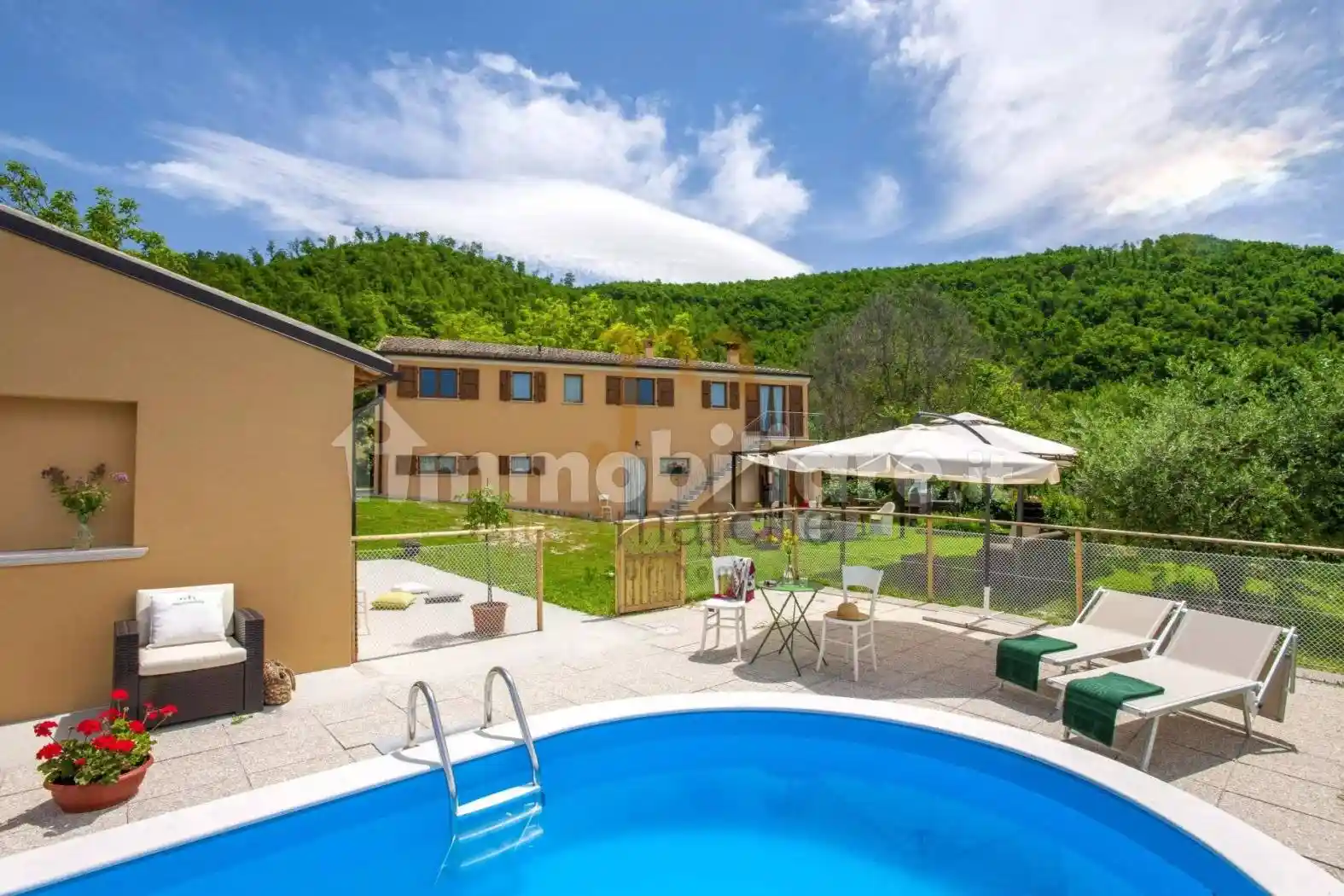 Rustico - Casale in vendita a Pergola