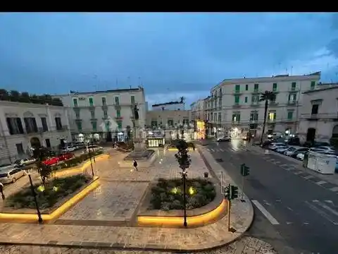 Palazzo - Edificio in vendita a Molfetta
