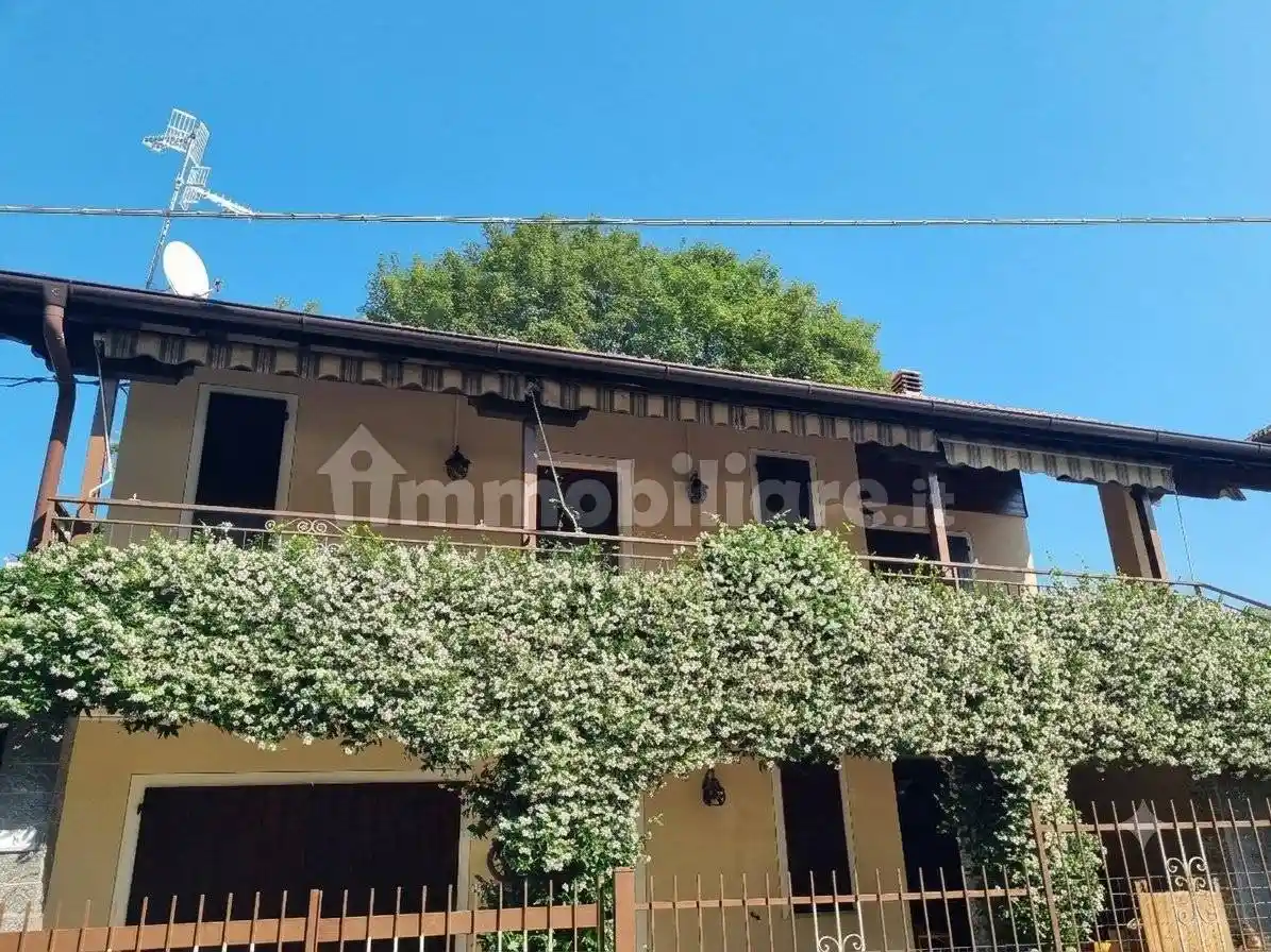 Villa in vendita a Bee