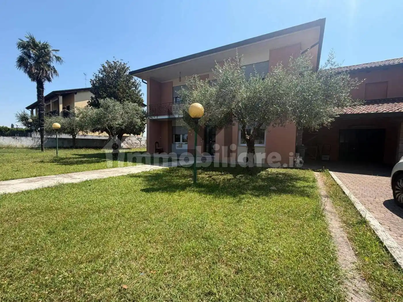 Villa in vendita a Paese