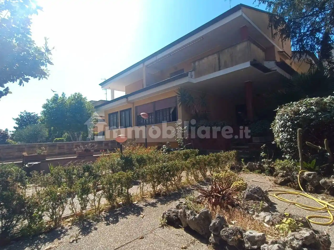 Villa in vendita a Latina