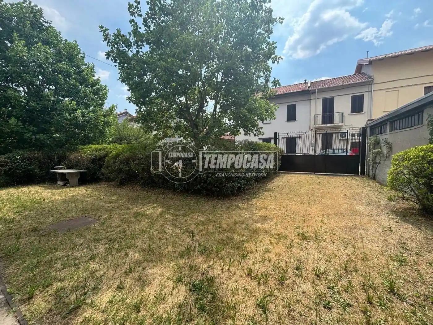 Casa indipendente in vendita a Busto Arsizio