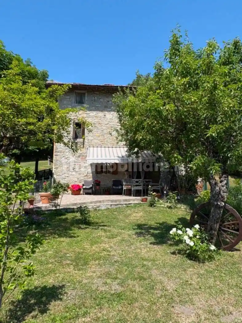 Casa indipendente in vendita a Firenzuola