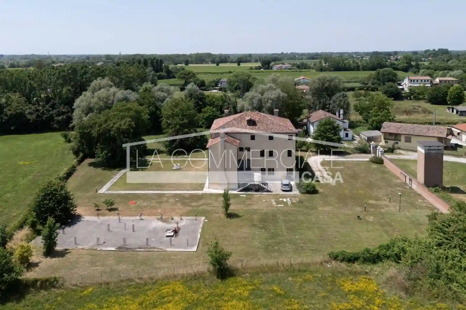 Villa - foto 2