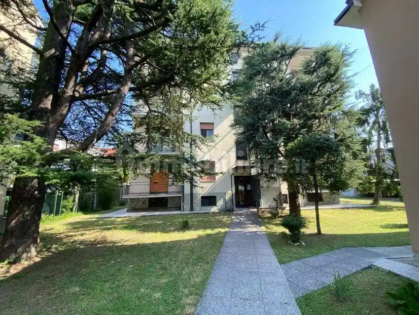 Appartamento in vendita a Cologno Monzese