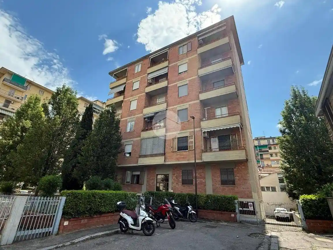 Appartamento in affitto a Firenze