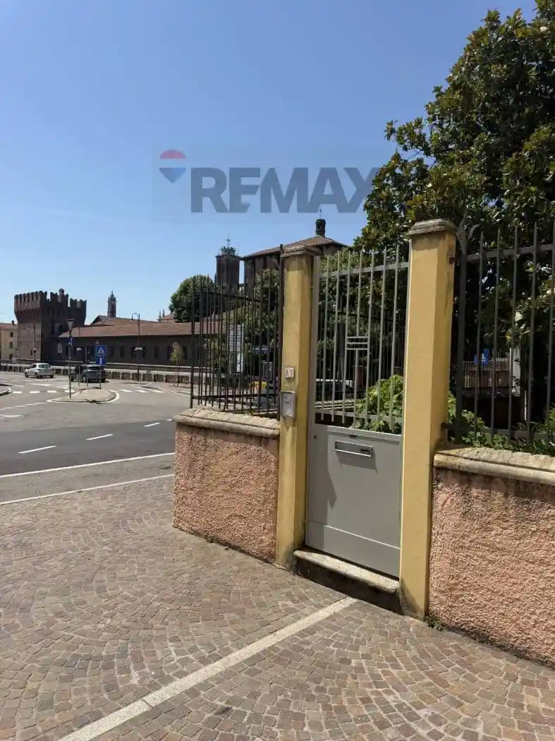 Appartamento in vendita a Galliate