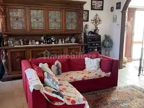 Villa in vendita a Carrara