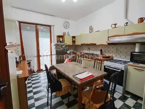 Villa in vendita a Carrara