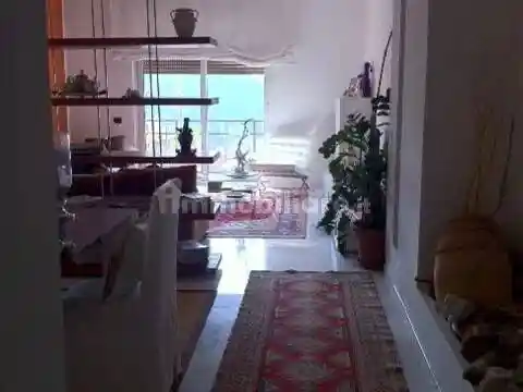 Appartamento in vendita a Carrara