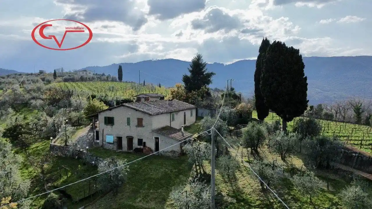 Casa indipendente in vendita a Cavriglia