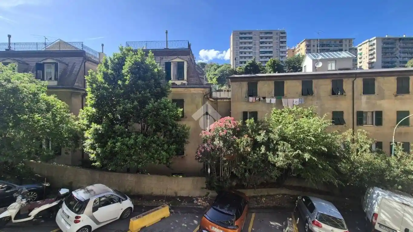 Appartamento in vendita a Genova