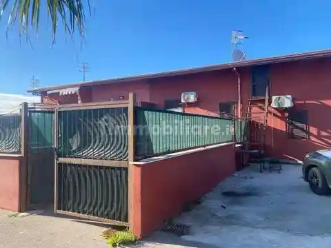 Villa in vendita a Giugliano in Campania