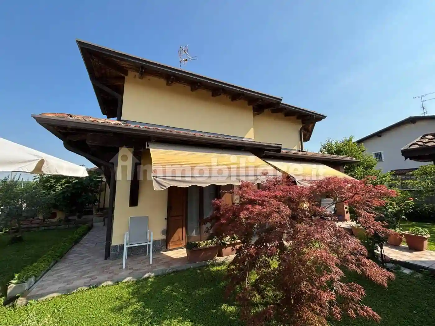 Villa - foto 2