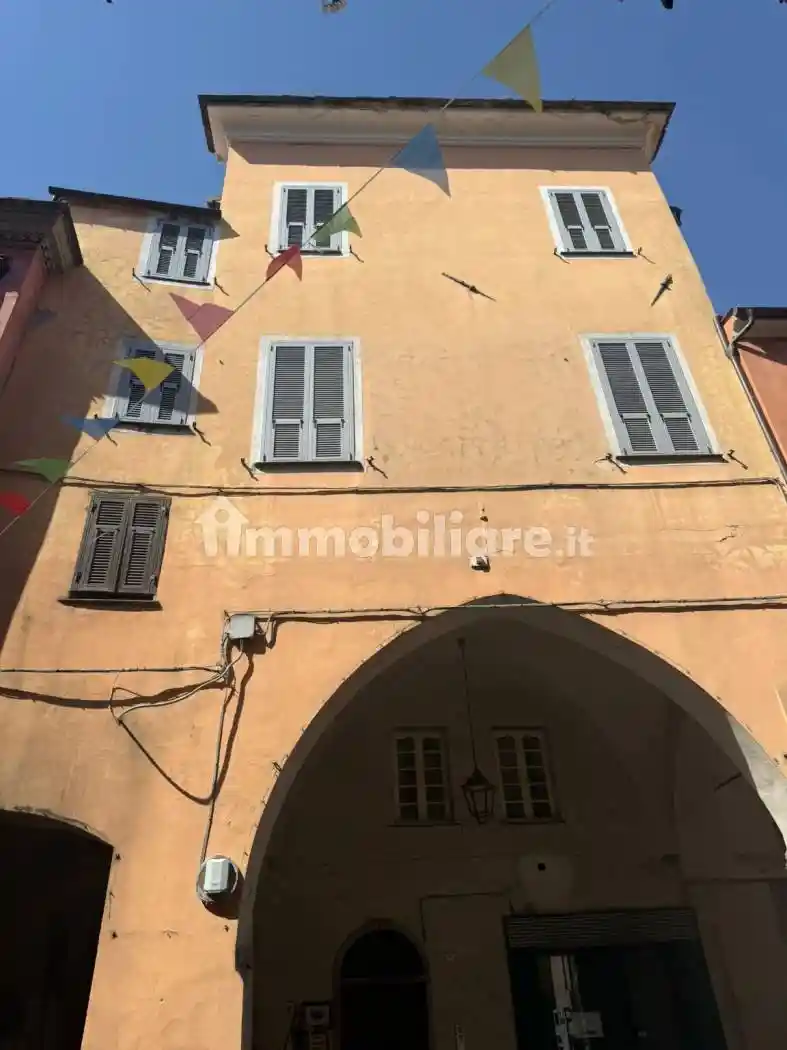 Appartamento in vendita a Pieve di Teco