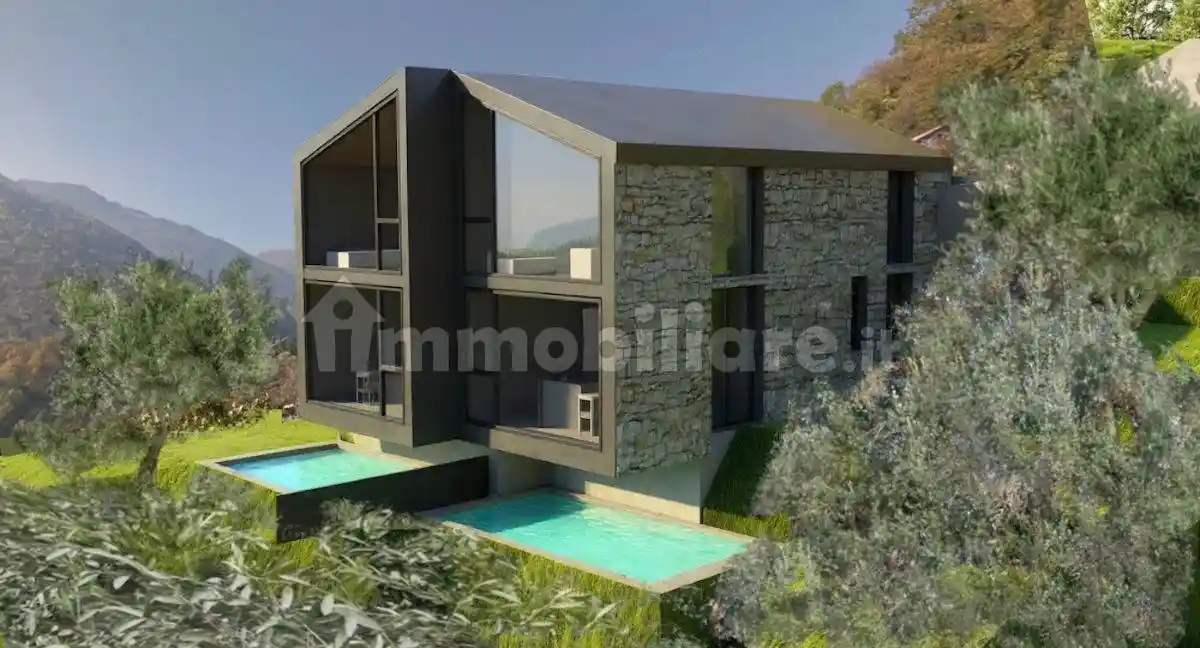 Villa in vendita a Gravedona ed Uniti