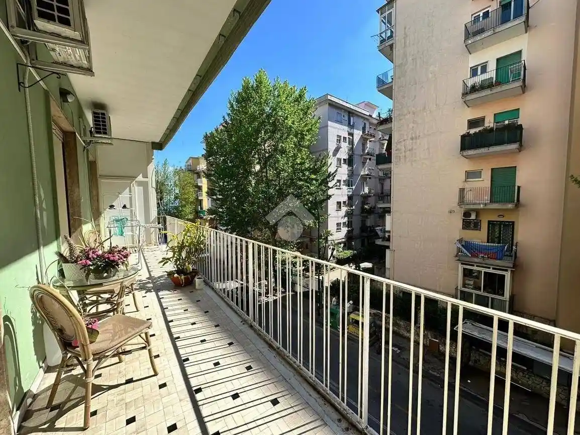 Appartamento in affitto a Napoli