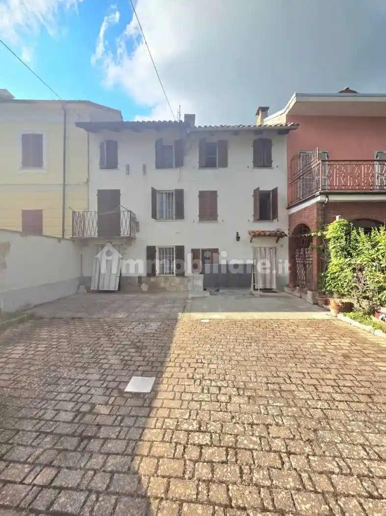 Rustico - Casale in vendita a Isola d'Asti