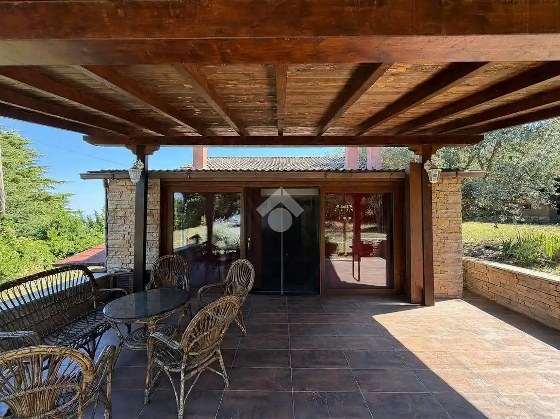 Villa in vendita a Viterbo