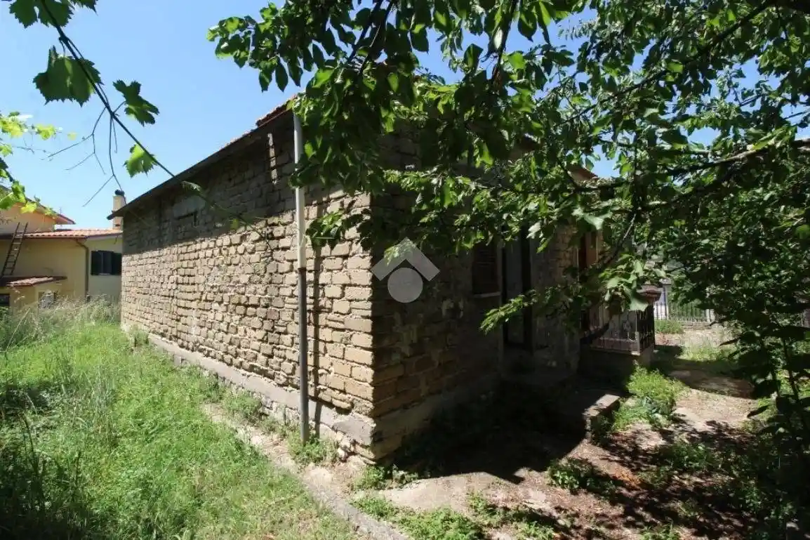 Villa in vendita a Poggio San Lorenzo