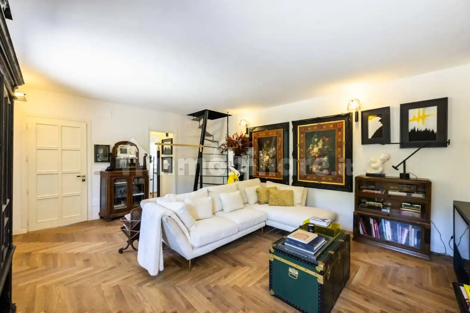 Villa in vendita a Solto Collina
