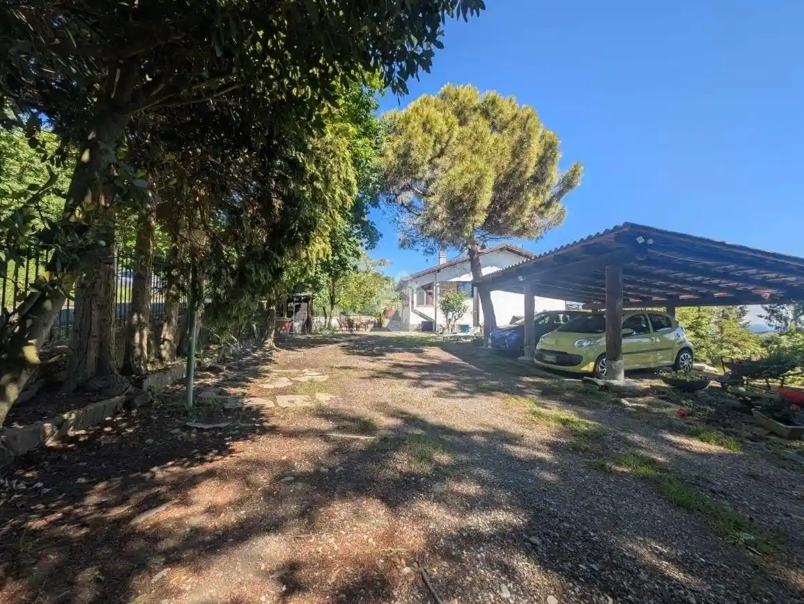 Villa in vendita a Cavatore