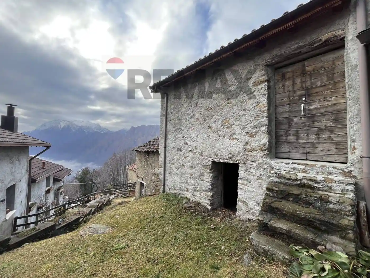 Casa indipendente in vendita a Bellano