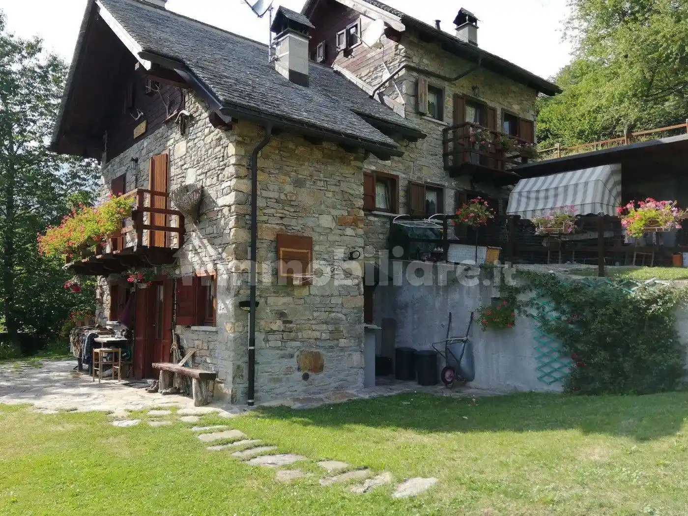 Casa indipendente in vendita a Varzo