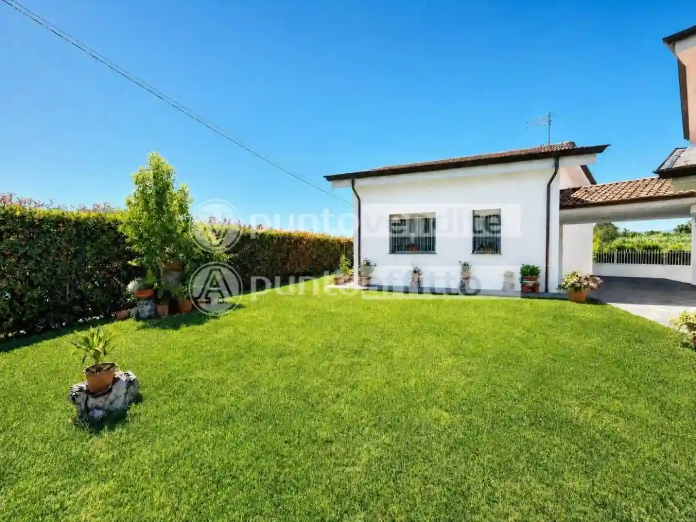 Villa - foto 2