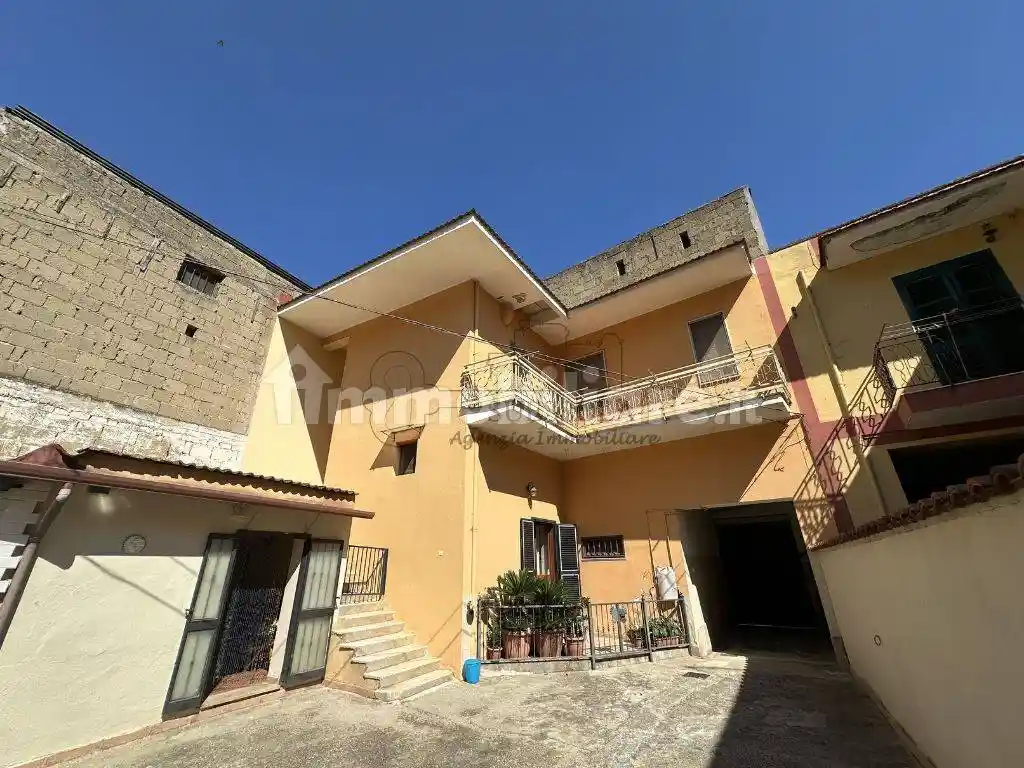 Appartamento in vendita a San Felice a Cancello