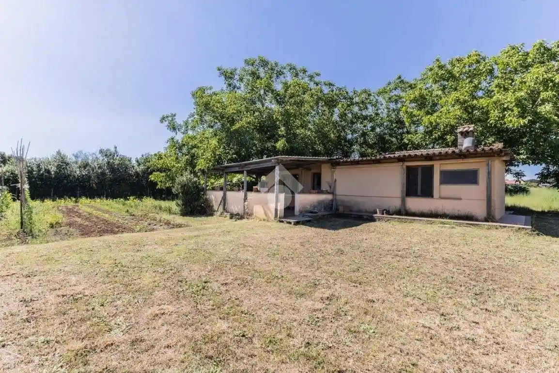 Villa in vendita a Bracciano