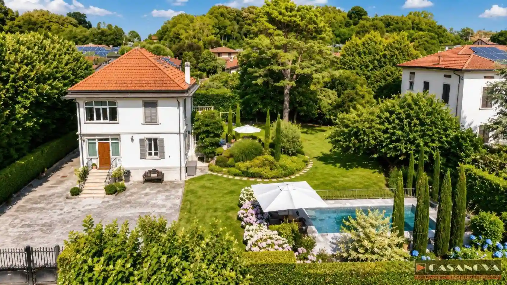 Villa - foto 2