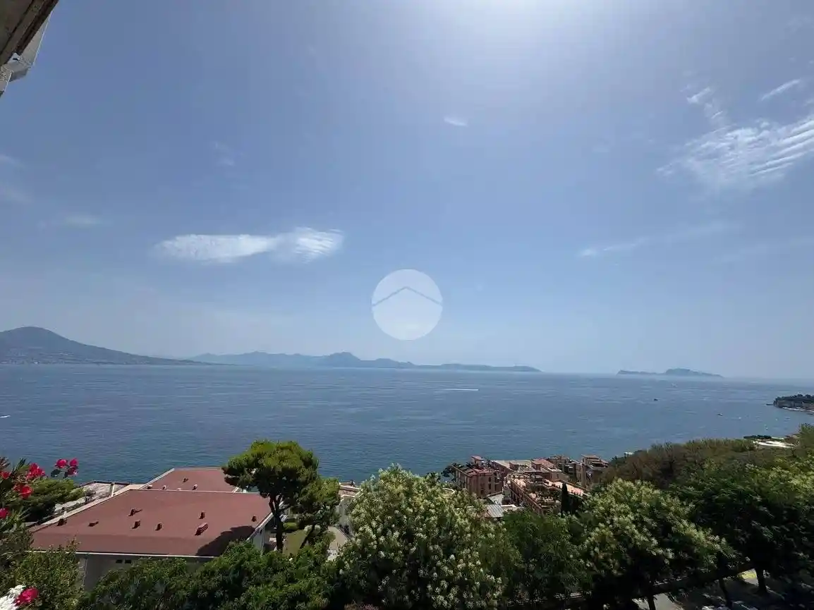 Appartamento in affitto a Napoli