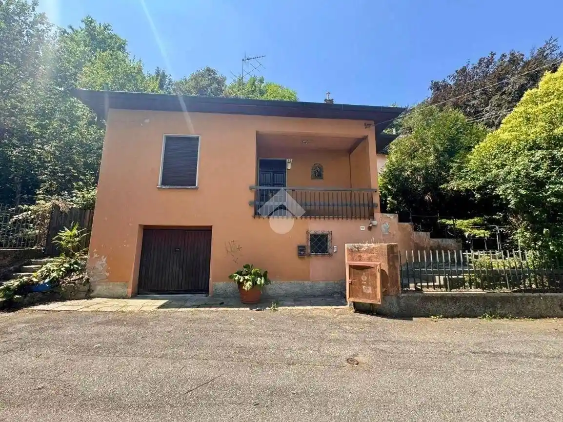 Villa in vendita a Varese