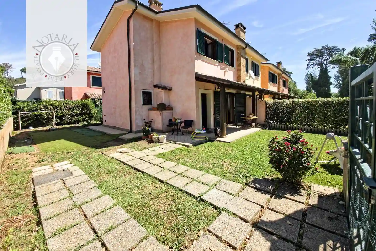 Villa - foto 2