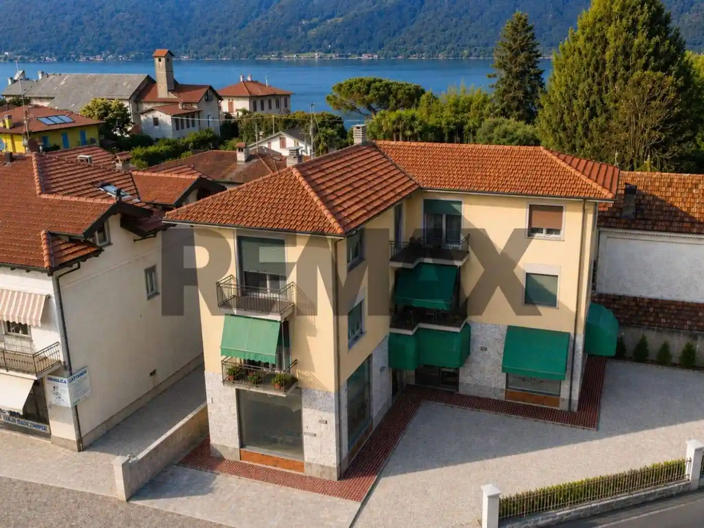 Appartamento in vendita a Cannobio