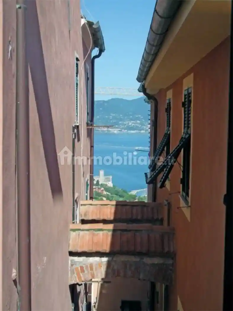 Appartamento in vendita a Lerici