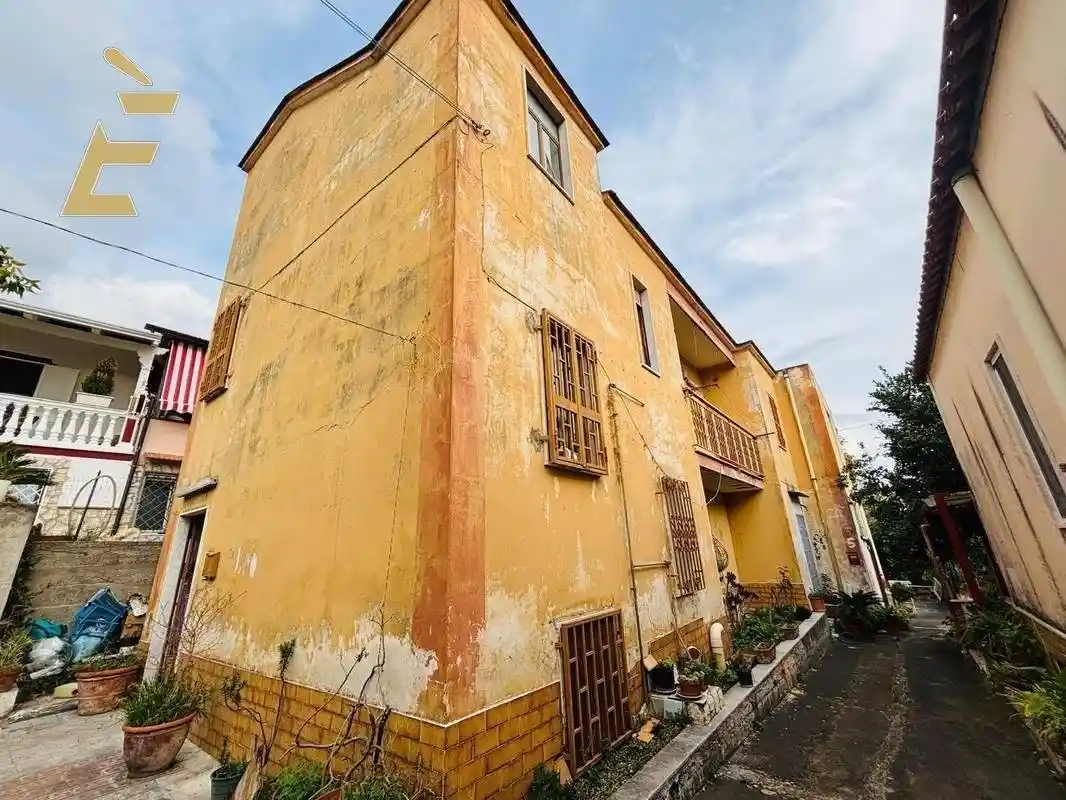 Rustico - Casale in vendita a Torre del Greco