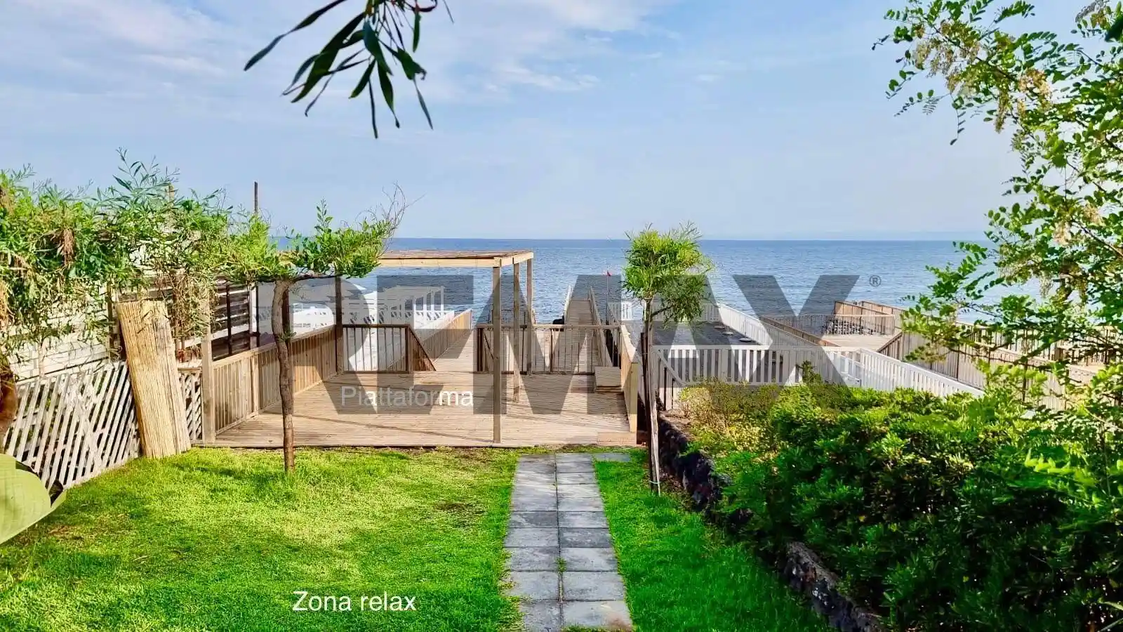 Appartamento in vendita a Aci Castello