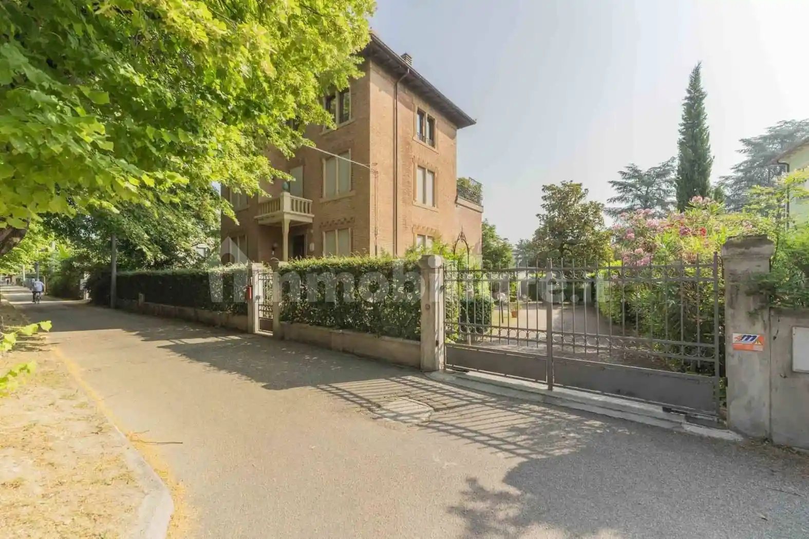 Villa in vendita a Cento
