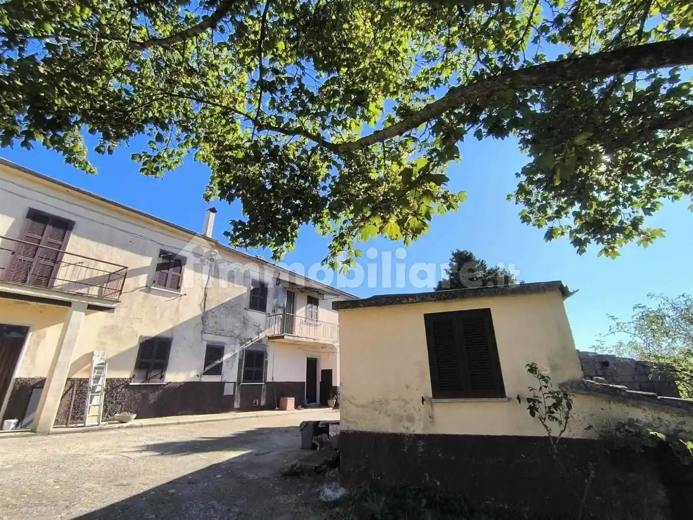 Rustico - Casale in vendita a Montefiascone