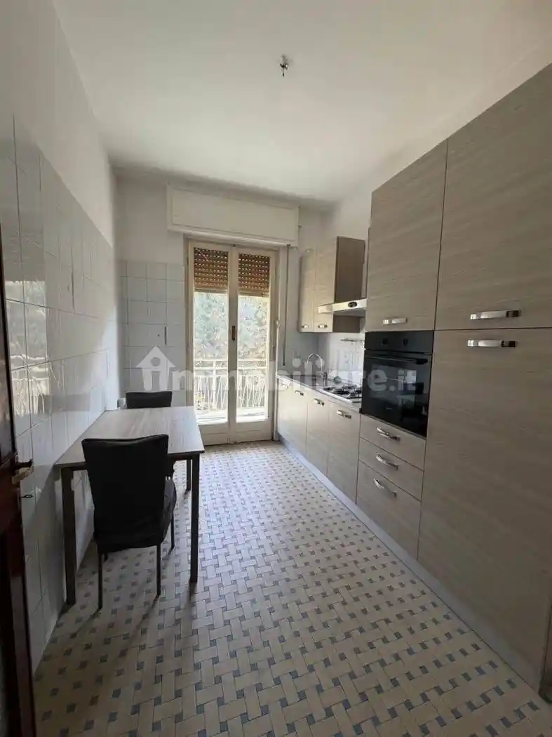 Appartamento in vendita a Savona