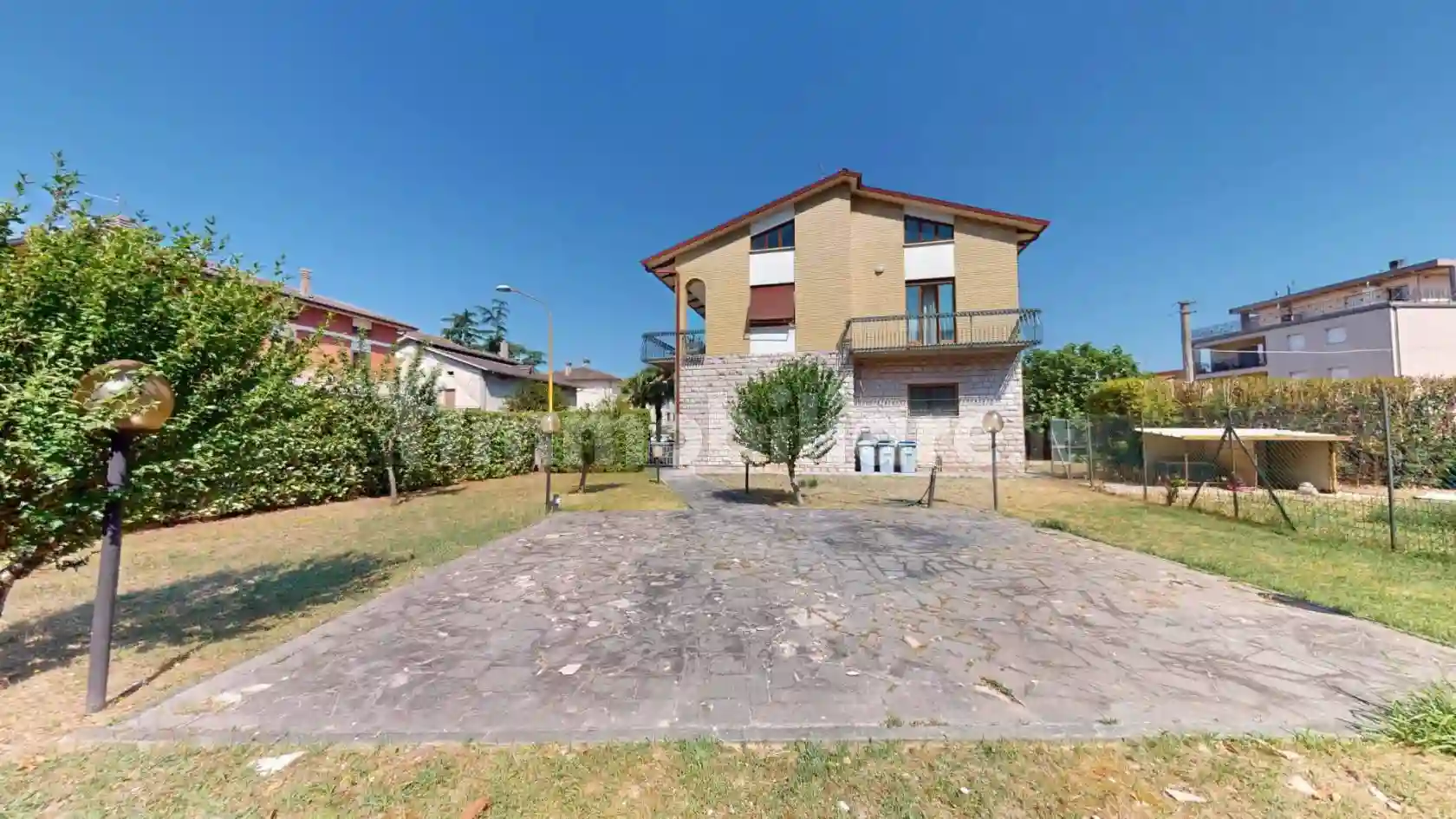 Villa - foto 2
