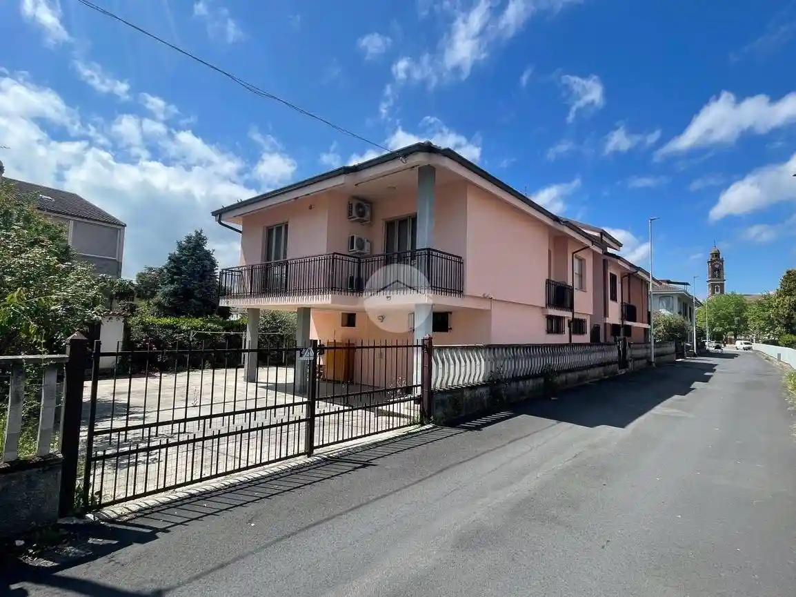 Villa in vendita a Asti