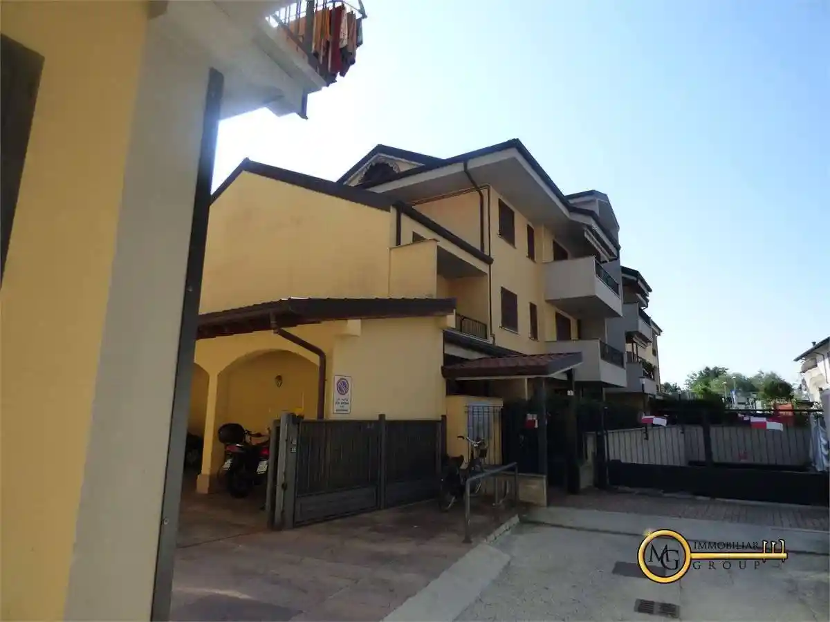 Appartamento in affitto a Vignate