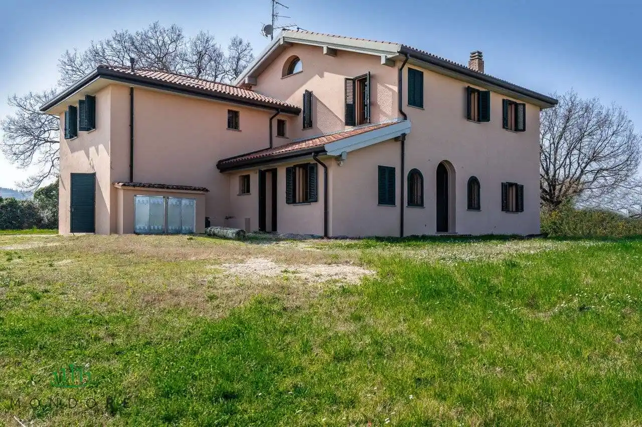 Villa in vendita a Castel San Pietro Terme