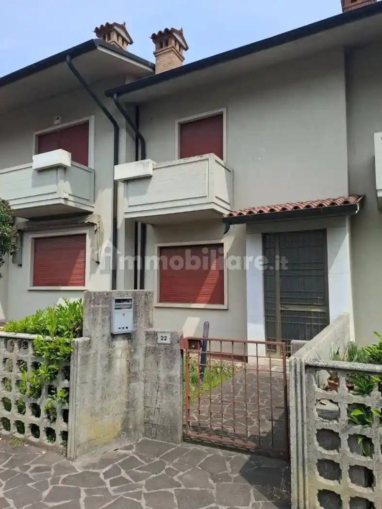 Casa indipendente in vendita a Thiene
