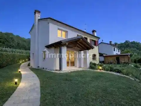 Villa in vendita a Follina