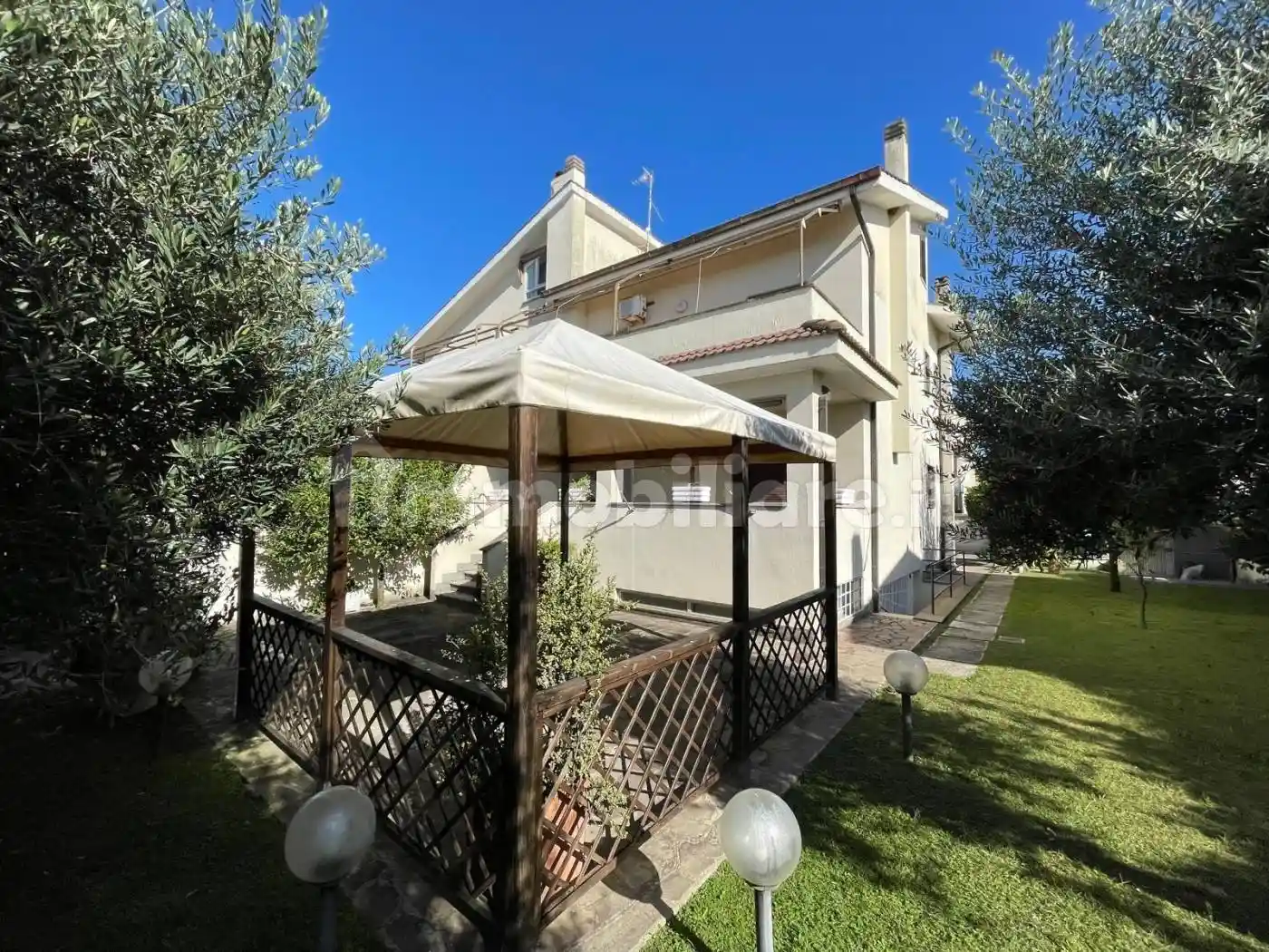 Villa in vendita a Anzio