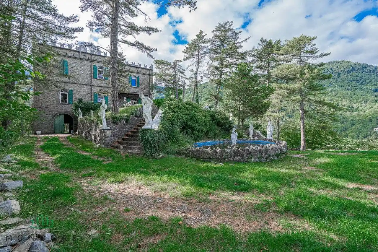 Villa in vendita a Alto Reno Terme